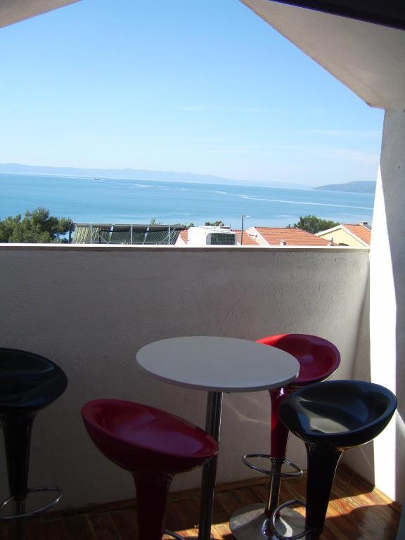 Apartments Villa More Makarska Zimmer foto